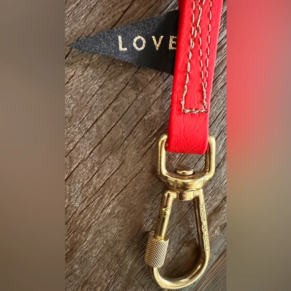 NWT FOUND MY ANIMAL WATER RESISTANT ADJUSTABLE 7FT LEASH - RED - MADE IN NY, USA